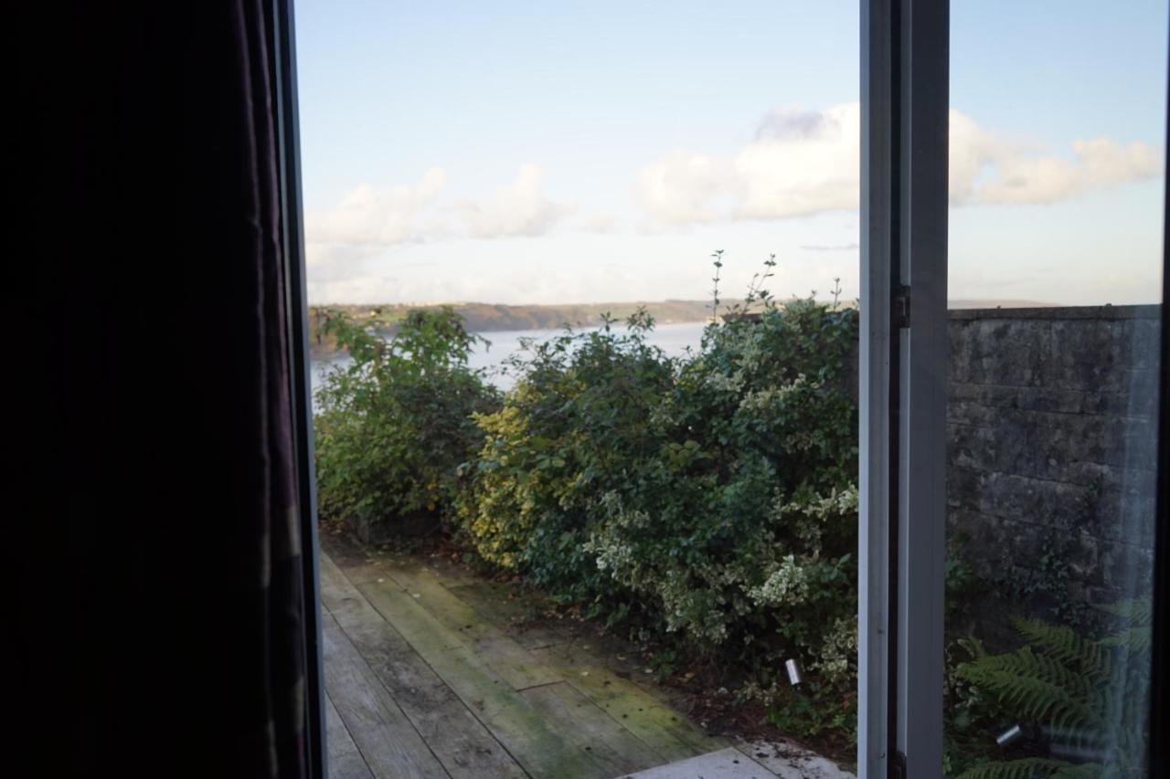 Beach House With Sea Views Over Saundersfoot Bay Экстерьер фото